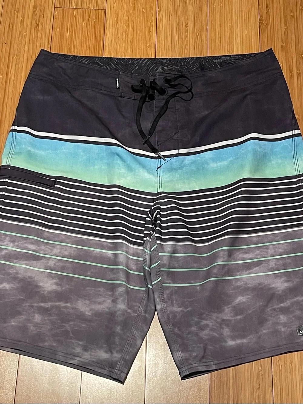 O'Neill Board Shorts with Gray, Teal & White Stripes, Sz 33